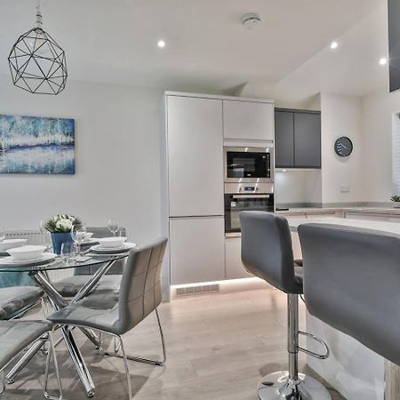 Magnificent, Renovated Whole House With Garden Villa Sheffield Bagian luar foto