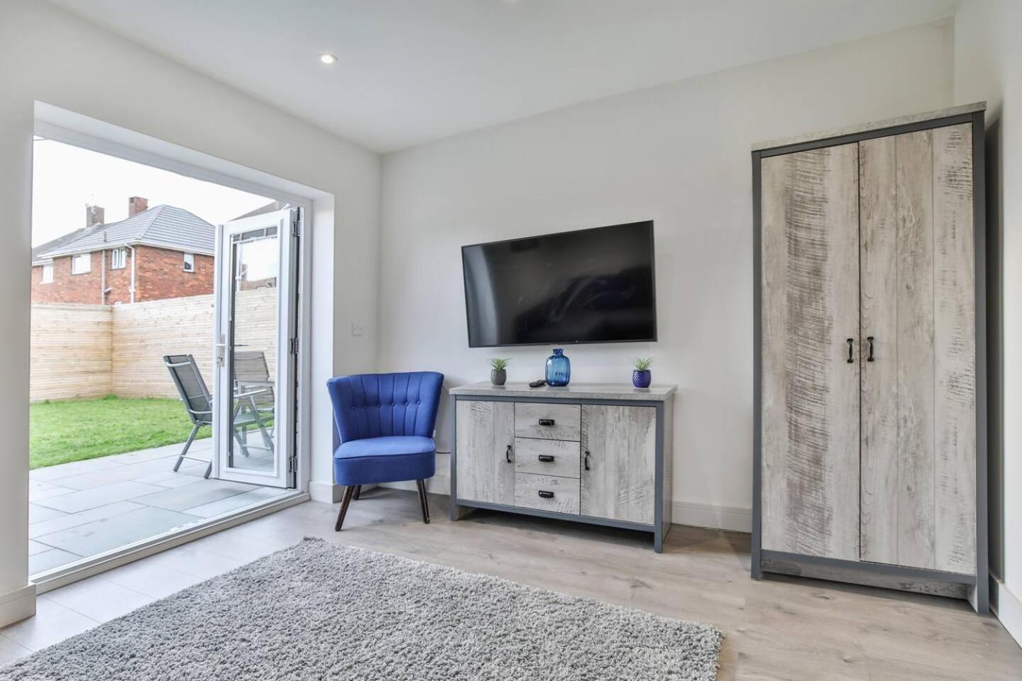 Magnificent, Renovated Whole House With Garden Villa Sheffield Bagian luar foto