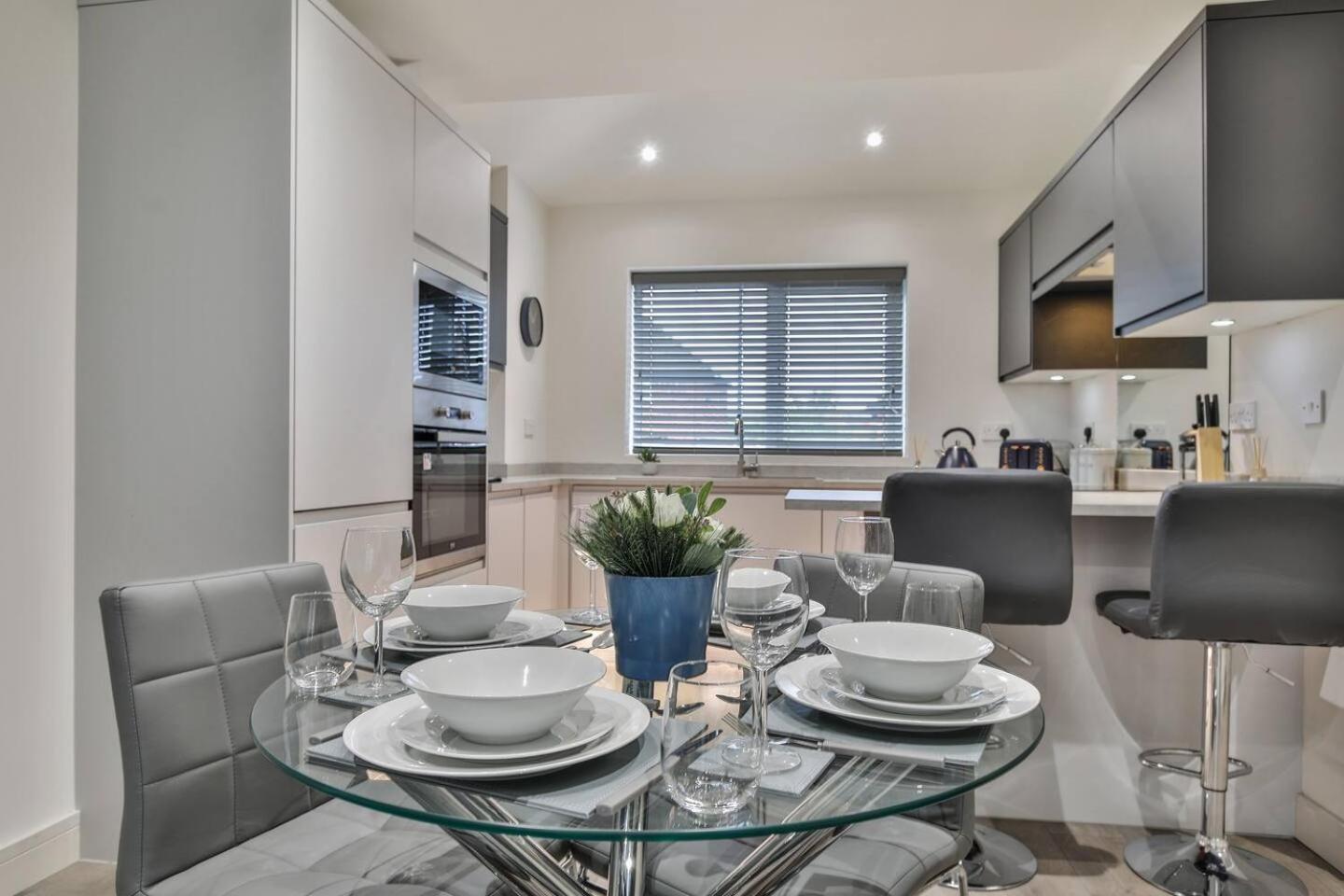 Magnificent, Renovated Whole House With Garden Villa Sheffield Bagian luar foto
