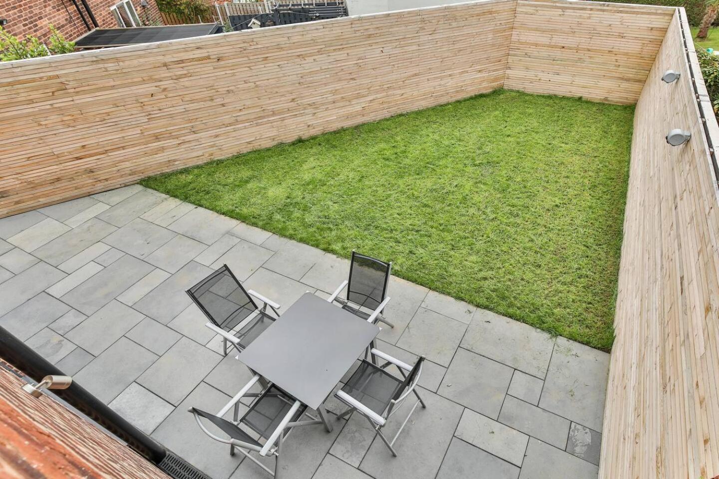 Magnificent, Renovated Whole House With Garden Villa Sheffield Bagian luar foto