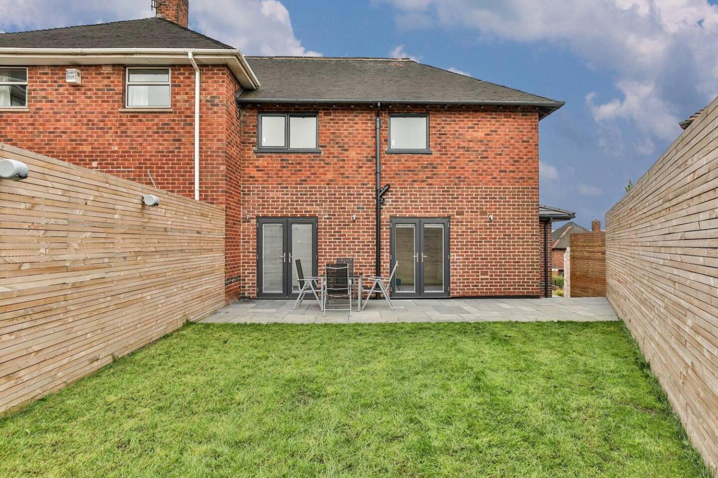 Magnificent, Renovated Whole House With Garden Villa Sheffield Bagian luar foto
